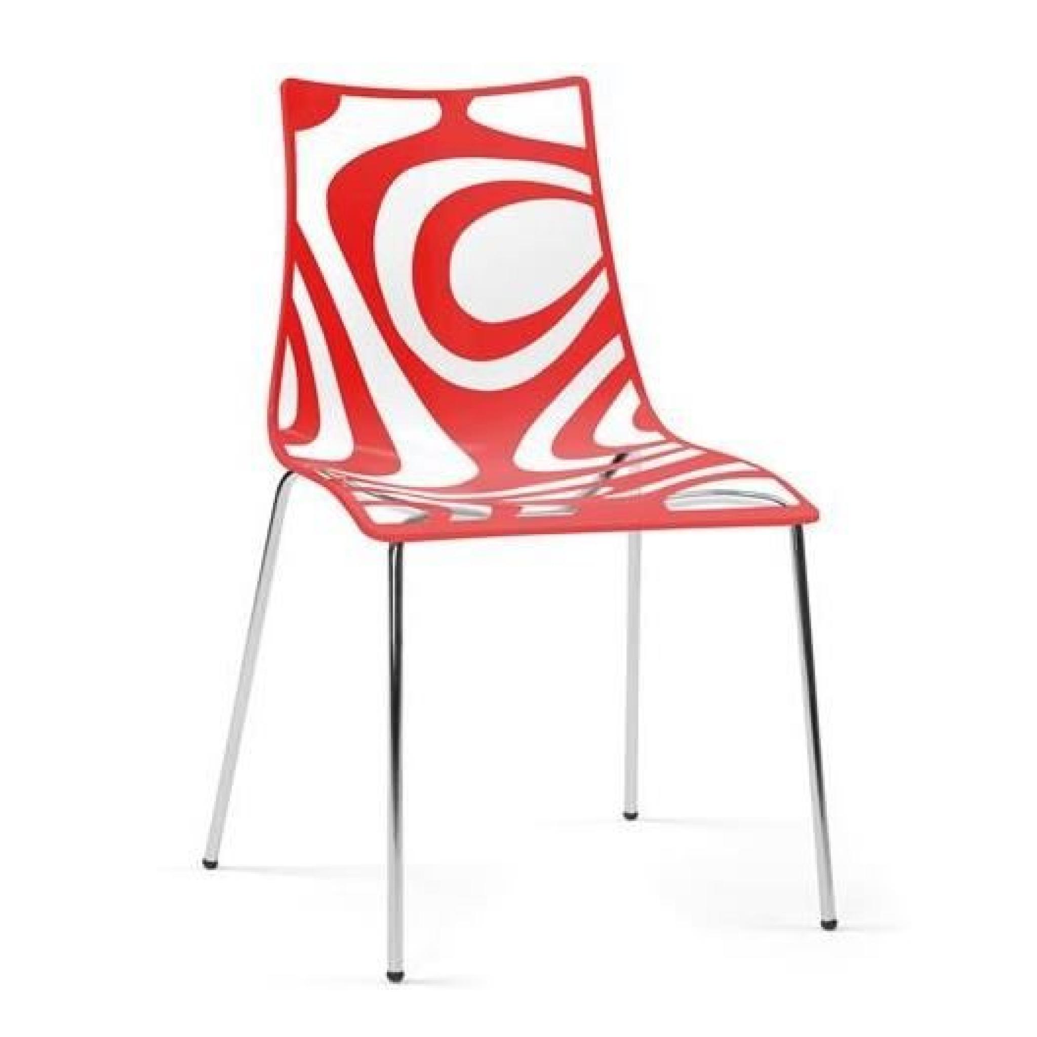 Cette chaiseTRIBAL apportera une atmosphère tendance et colorée dans votre salon ou bien encore dans votre cuisine.  Ses formes l... pas cher