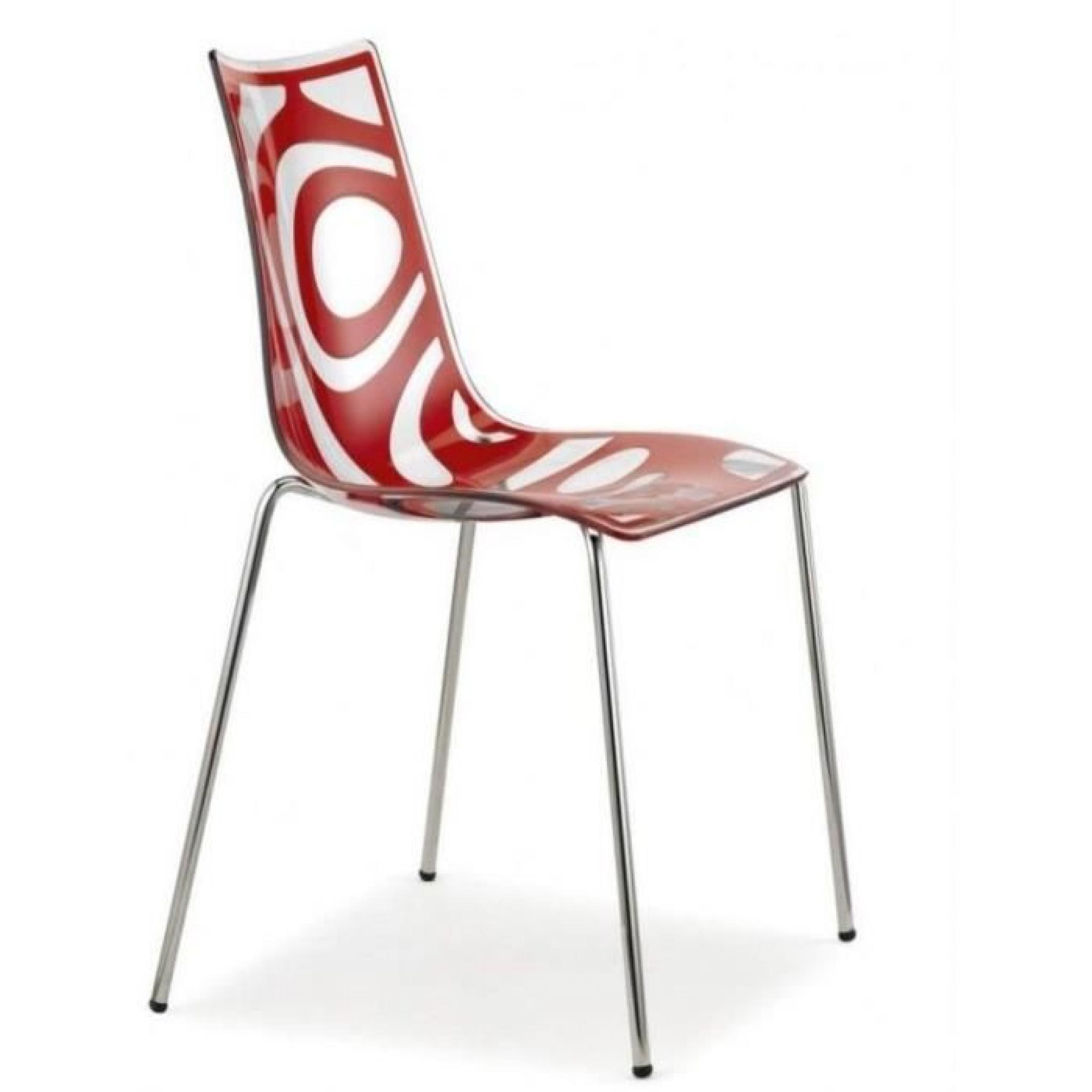 Cette chaiseTRIBAL apportera une atmosphère tendance et colorée dans votre salon ou bien encore dans votre cuisine.  Ses formes l... pas cher