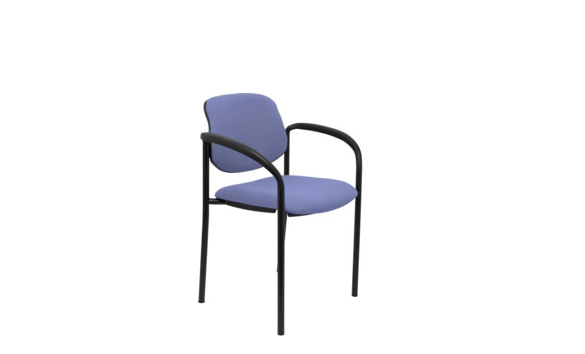 chaise confidentielle à 4 pieds, avec accoudoirs et structure noire   assise et dossier rembourrés en tissu bali bleu piqueras y pas cher