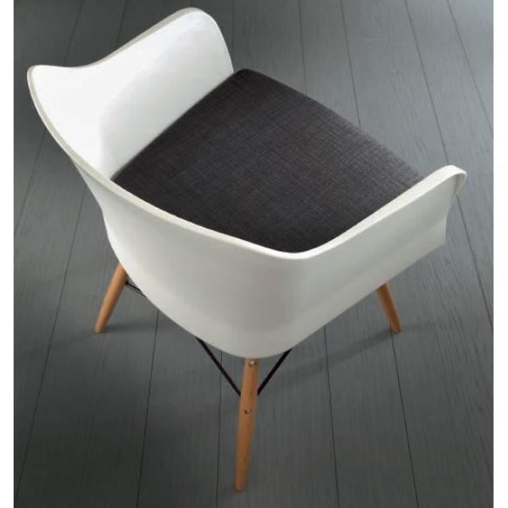 Chaise design NORDIKA blanche et hêtre massif pas cher
