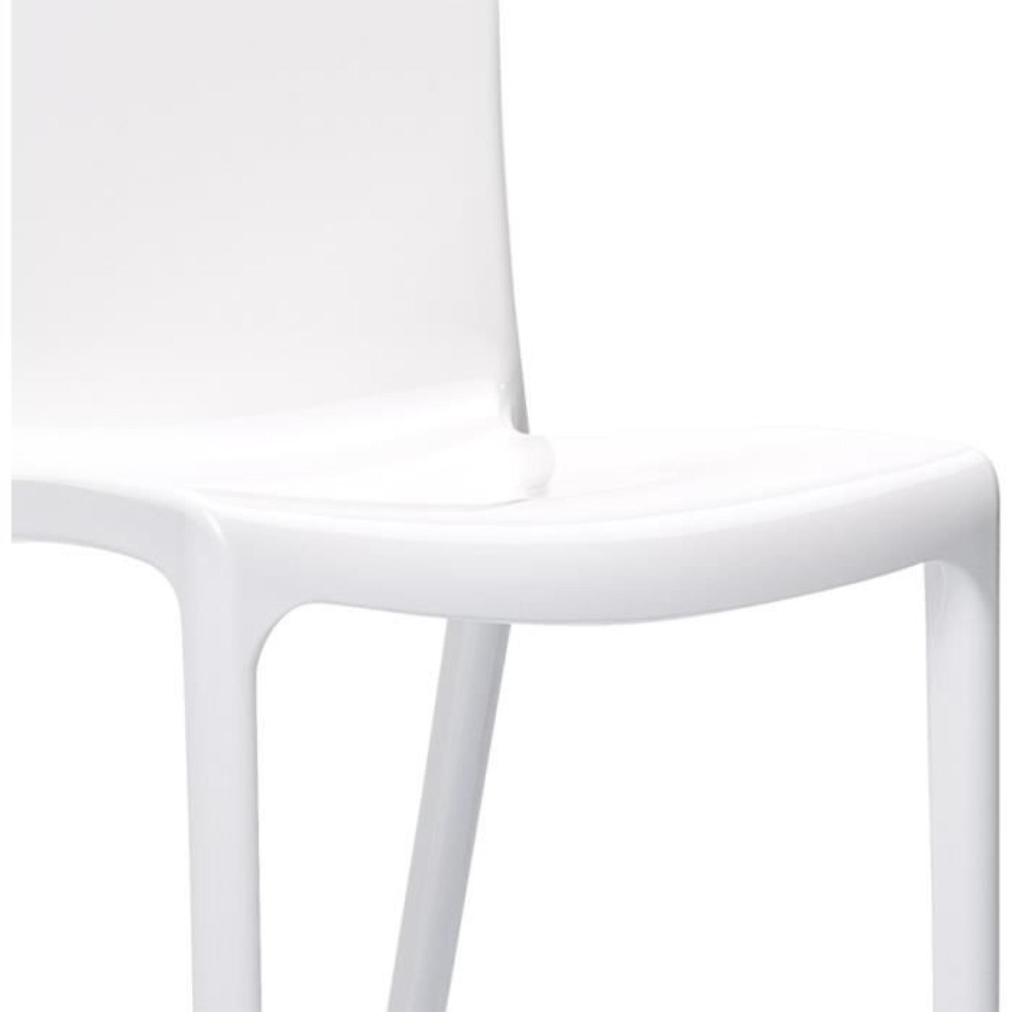 Chaise moderne 'YANG' en matière plastique blanche pas cher