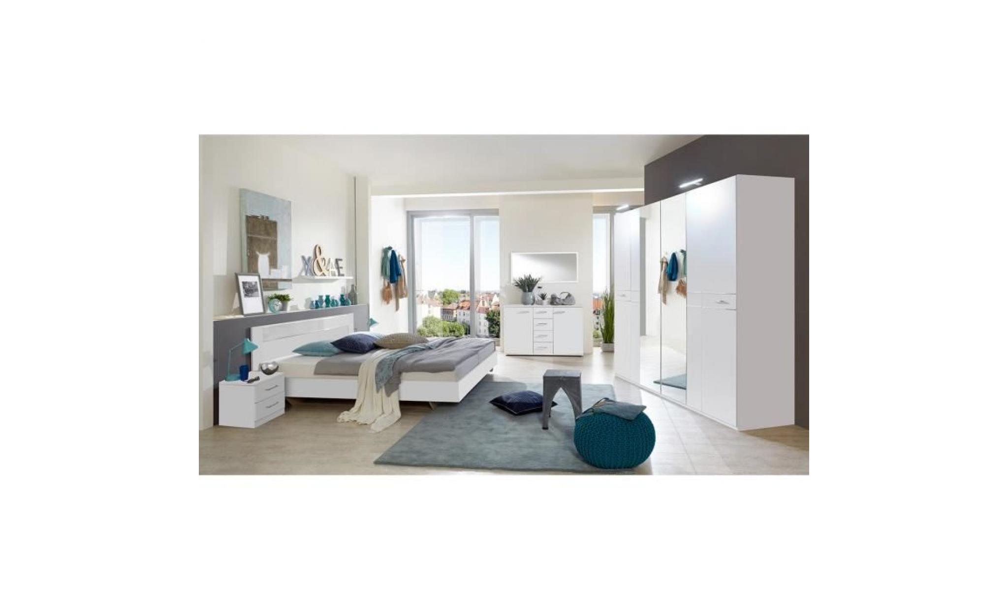 chambre adulte complète, coloris blanc, rechampis verre blanc + chrome   dim : 180 x 200 cm