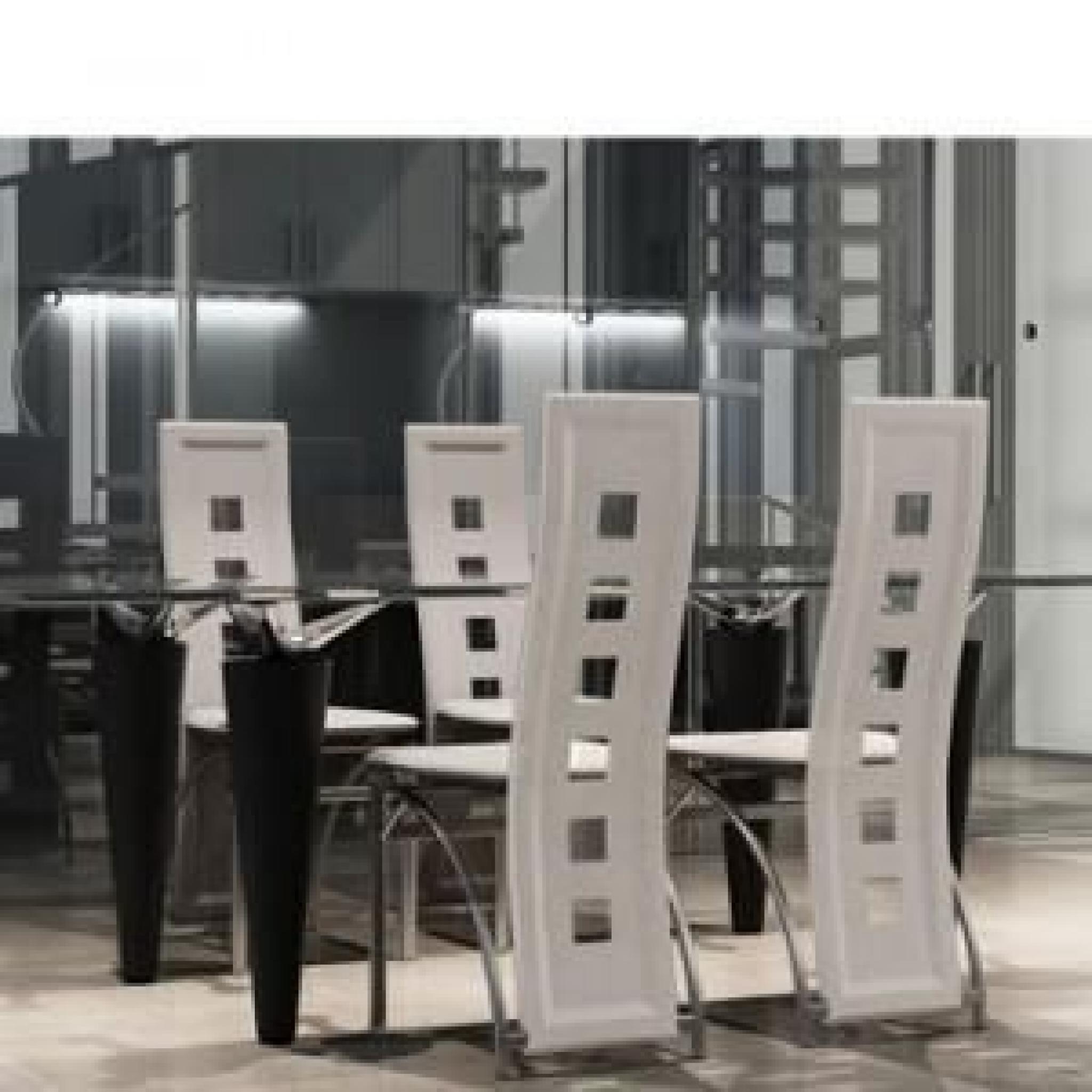 Ensemble de 4 chaises design blanches