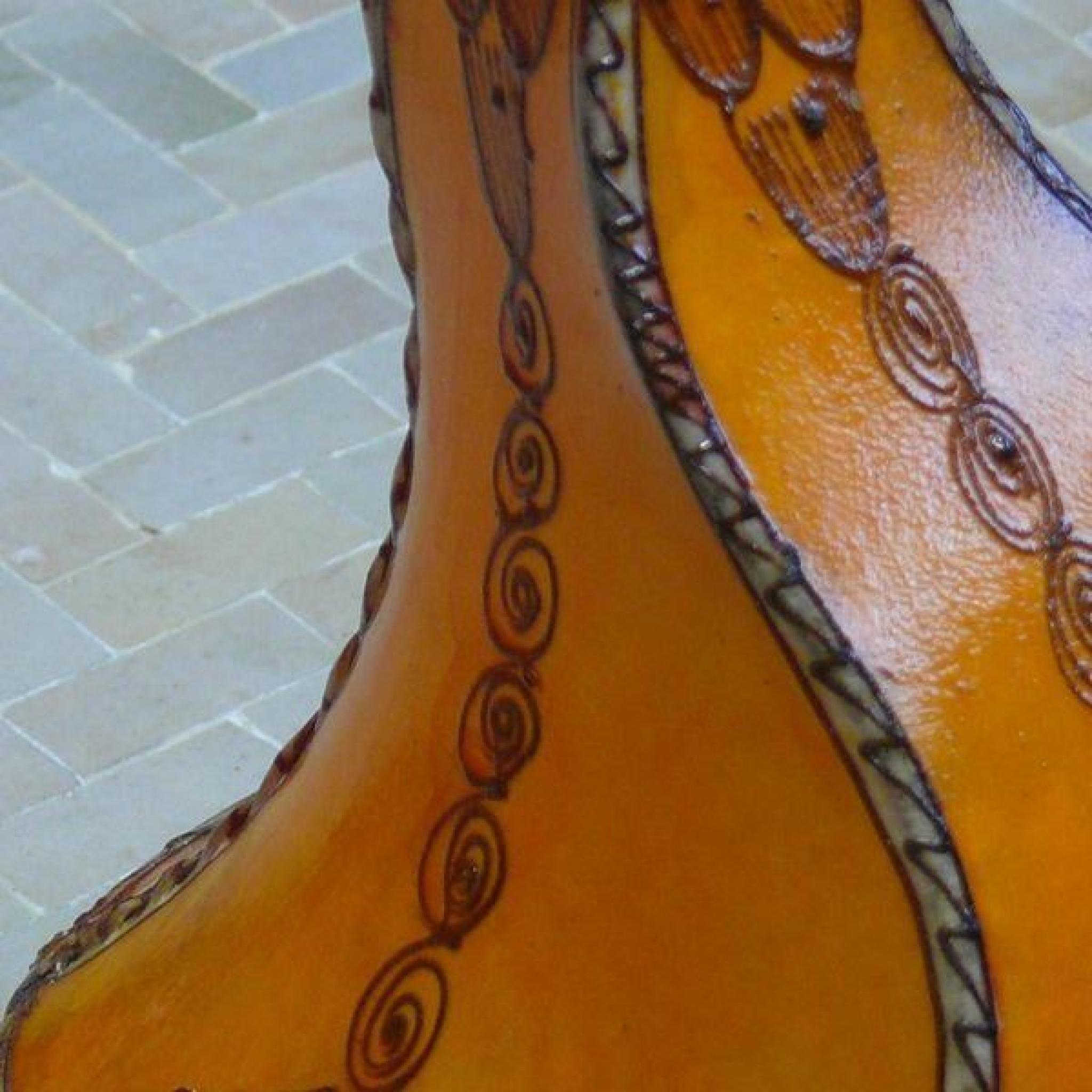 Henna Lampe de table Lampe en cuir 30 cm pas cher