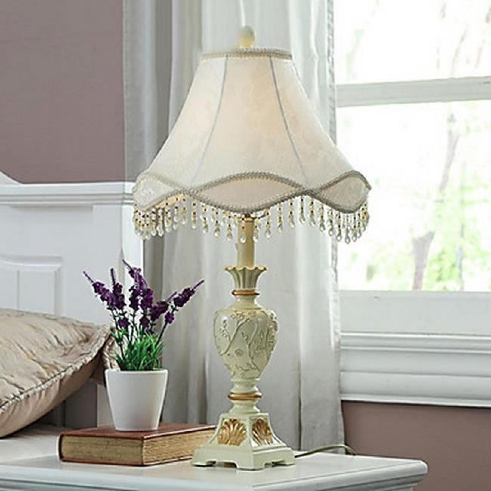 Lampe de table traditionnelle TU