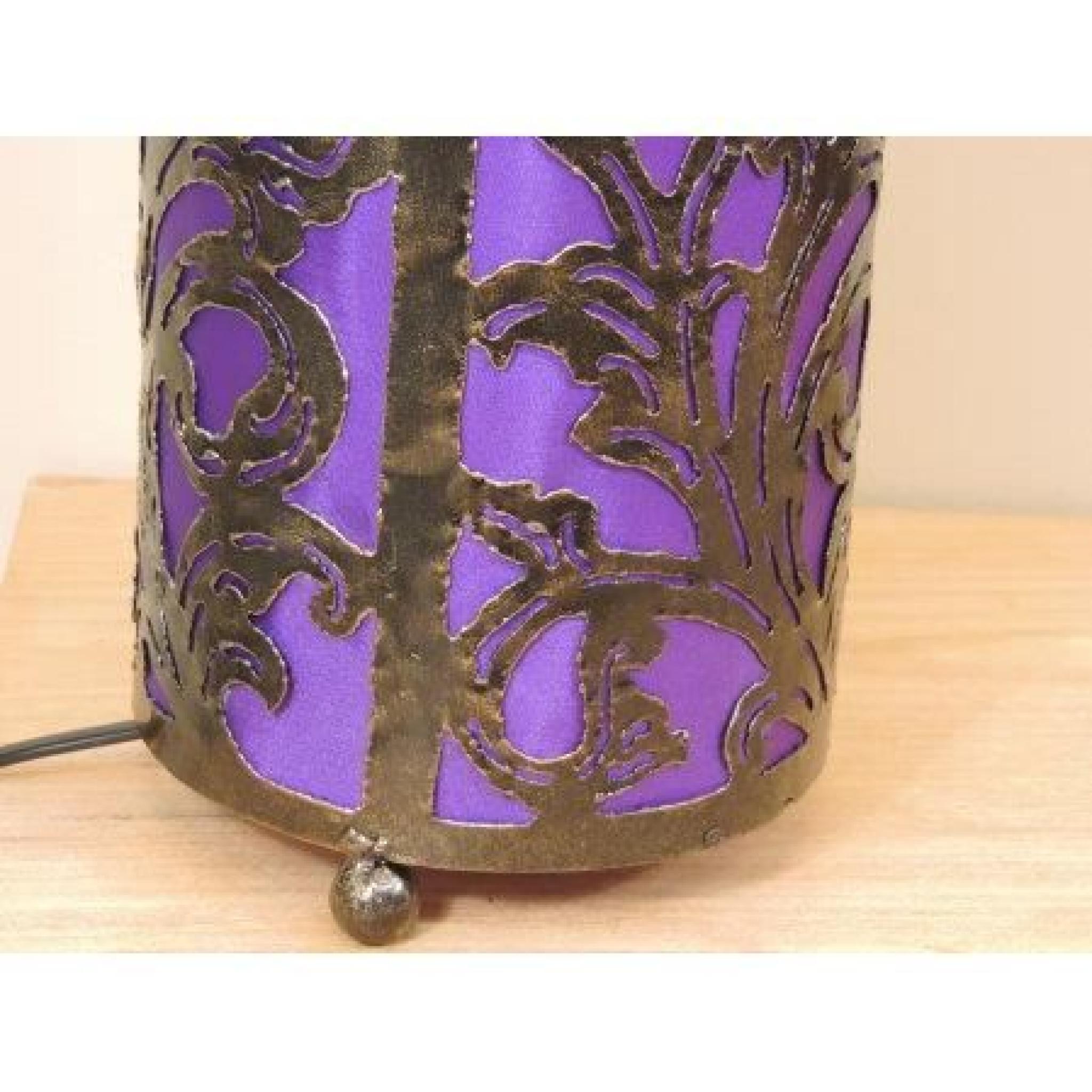 Lampe en fer forgé cylindrique violet 16 cm hauteur 30 cm pas cher