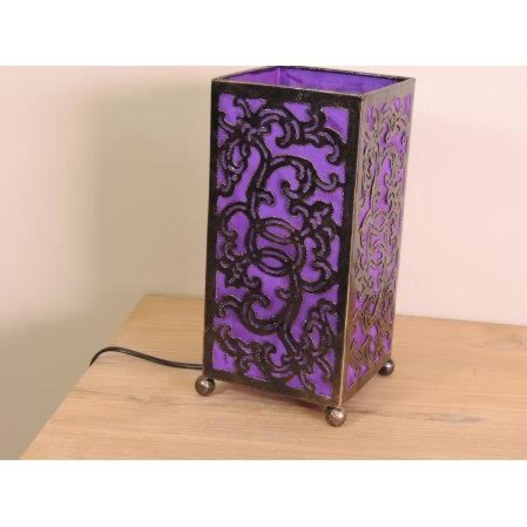 Lampe en fer forgé rectangle violet 14 cm hauteur 30 cm pas cher
