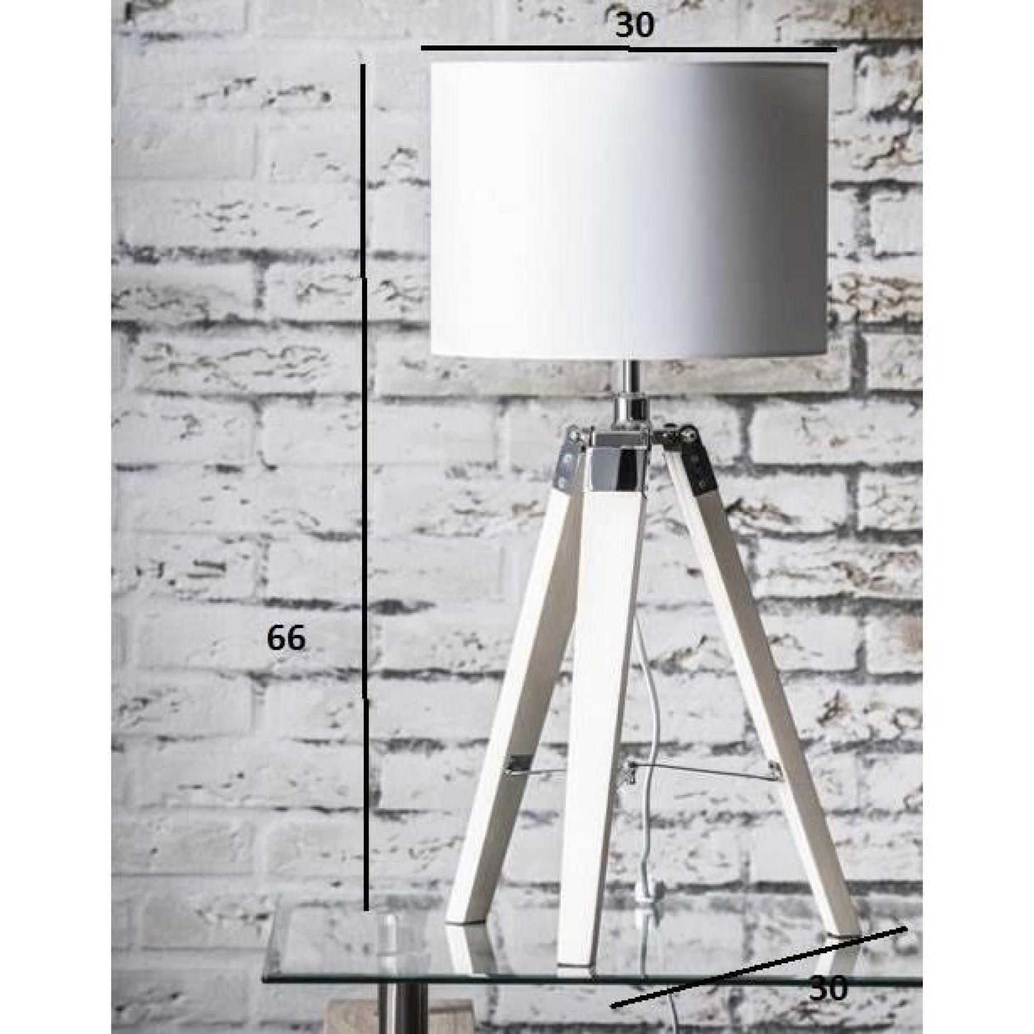 Pour un design éclatant de lumière, adoptez DIM comme le lampadaire . Ce lampadaire original en bois laqué noir , doté d'un abat-... pas cher
