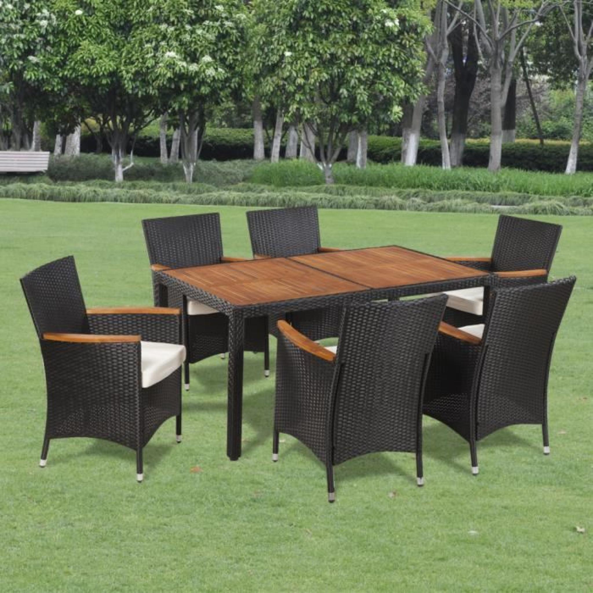 Table à manger avec plateau en bois et 6 chaises en polyrotin