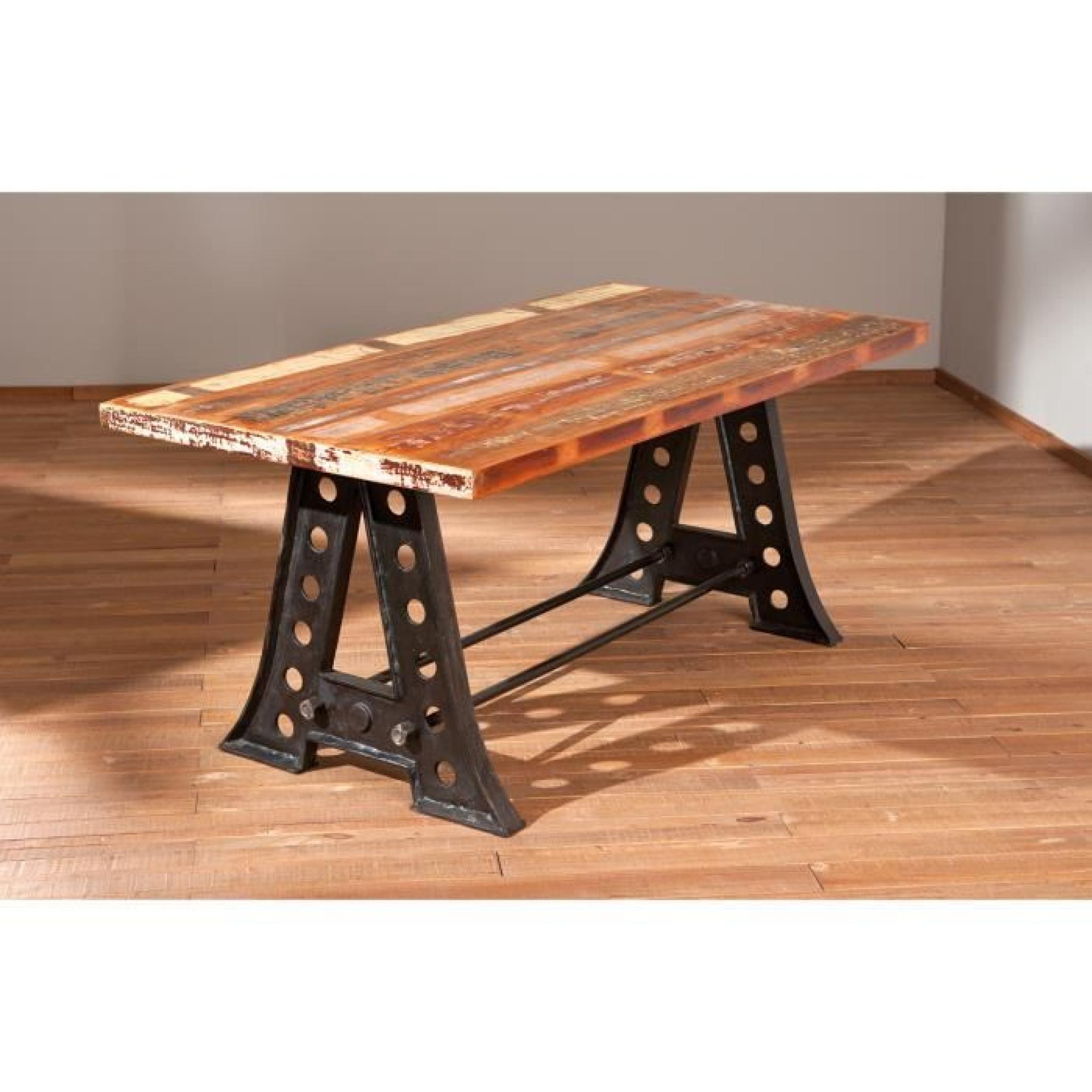 Table à manger en bois massif design pas cher