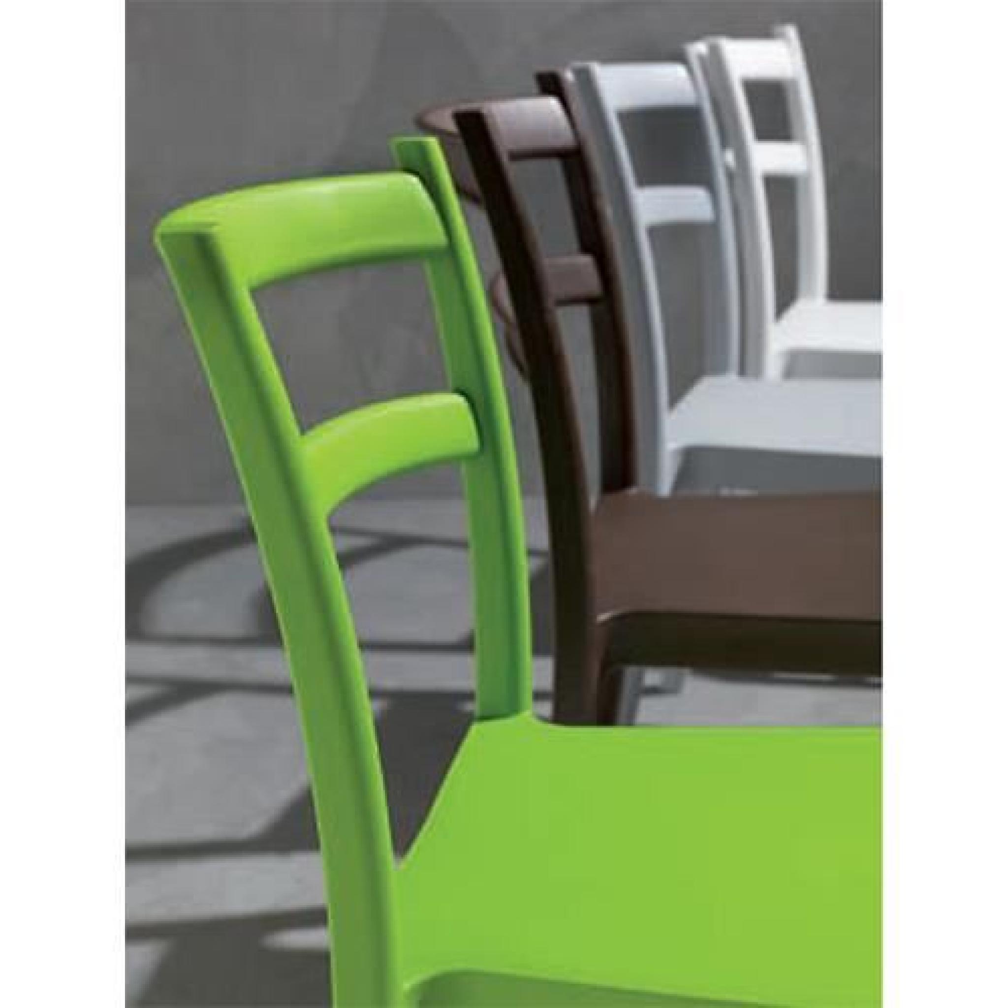 ZIA - Chaise en polypropylene vert pas cher