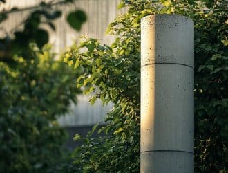 Conduits cheminée inox vs béton : durabilité comparée