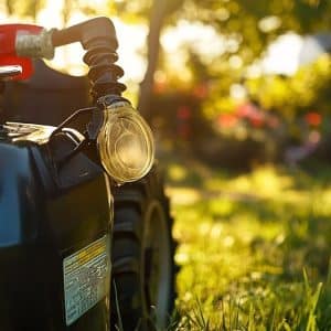 Tondeuse Briggs & Stratton démarre puis s&rsquo;arrête : solutions